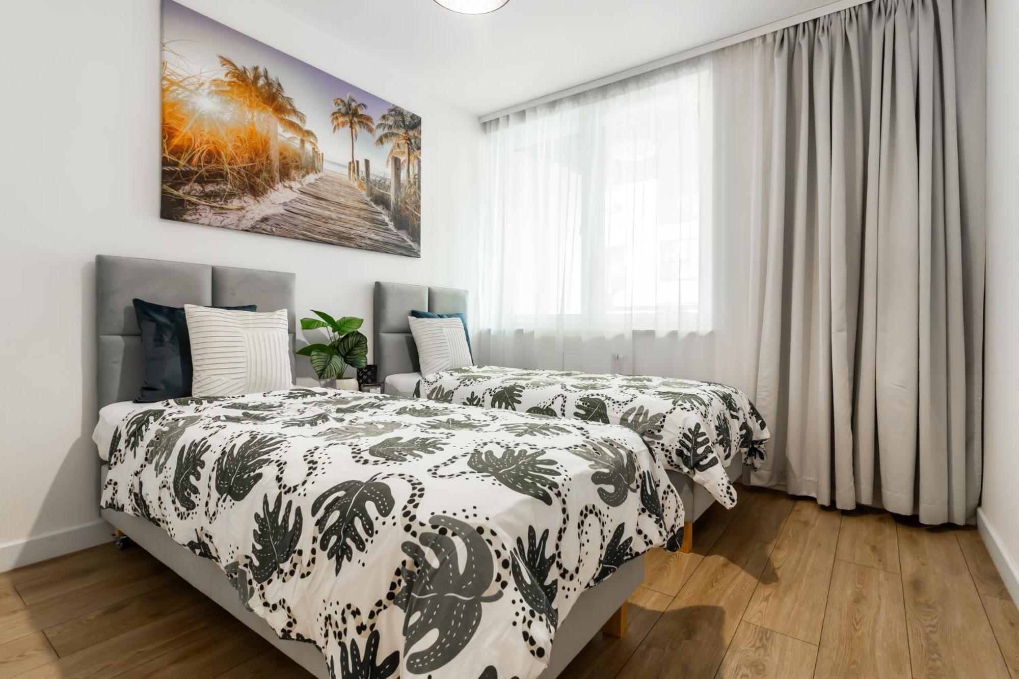 Apartament Near Sky Tower Free Parking For 2 Cars Wrocław Extérieur photo