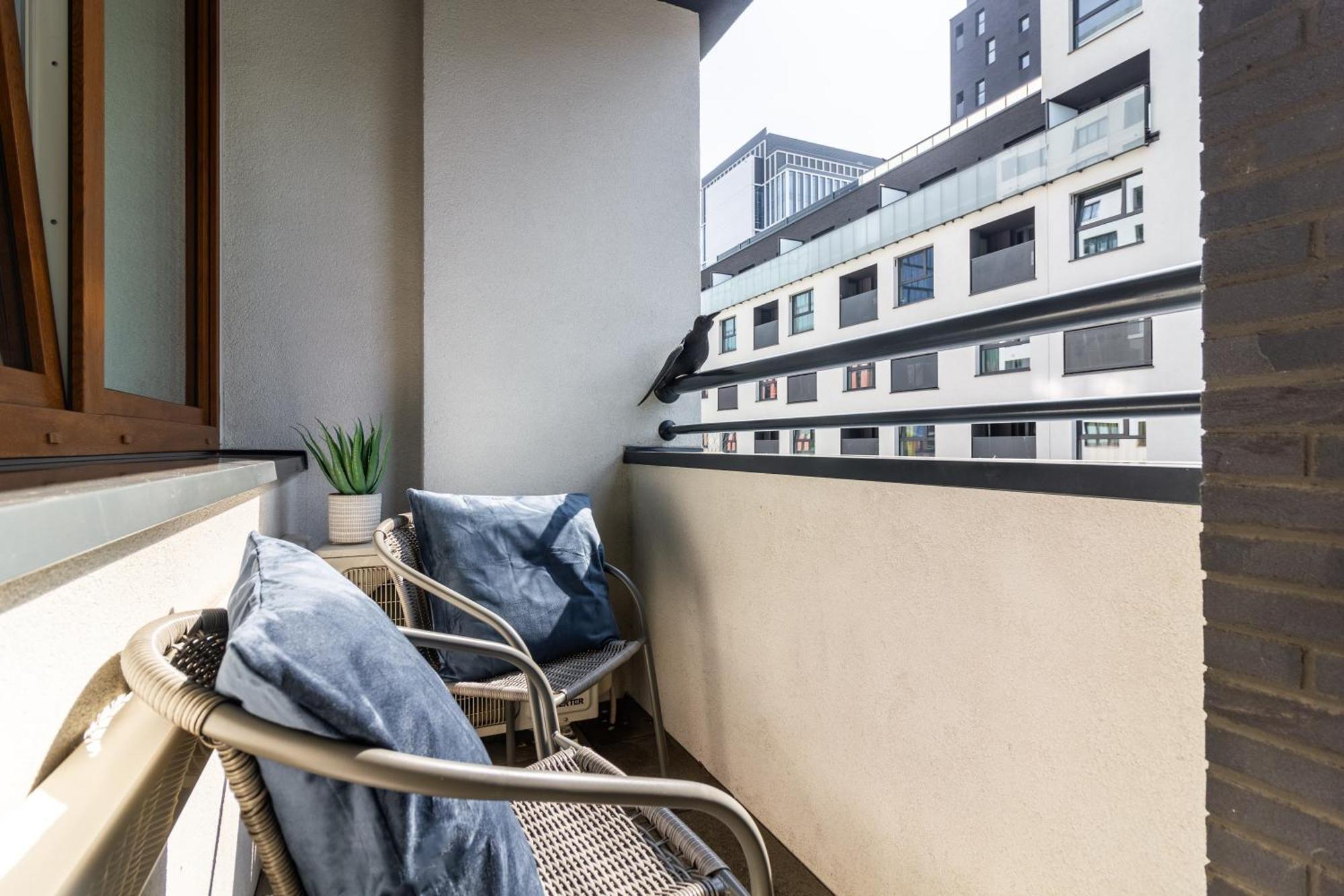 Apartament Near Sky Tower Free Parking For 2 Cars Wrocław Extérieur photo